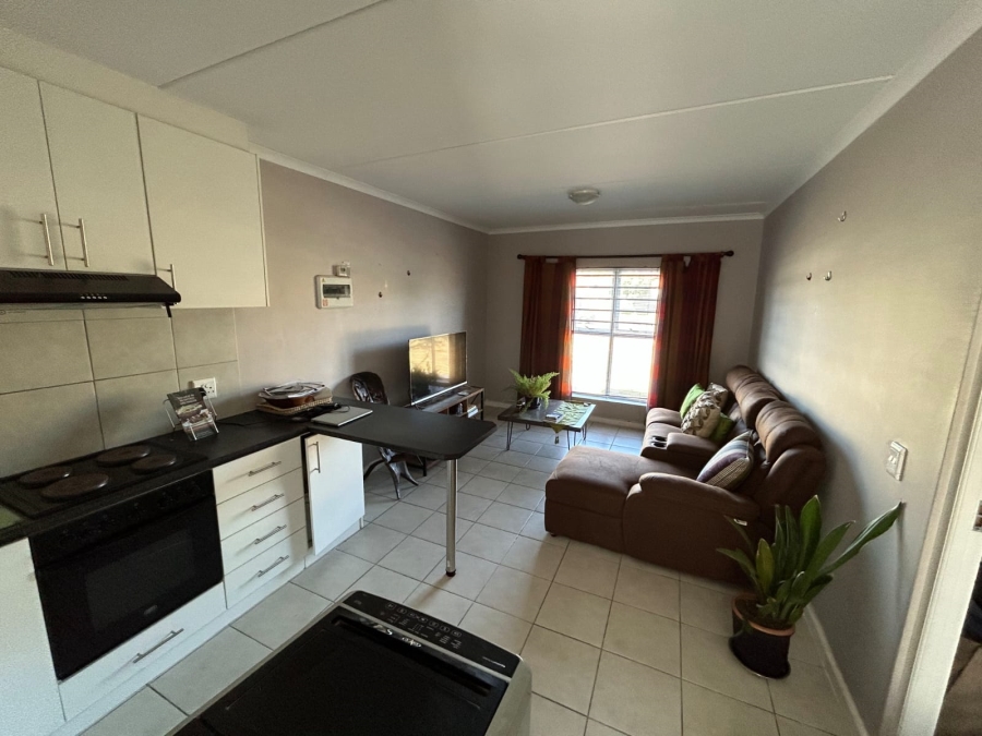 To Let 2 Bedroom Property for Rent in Burgundy Estate Western Cape